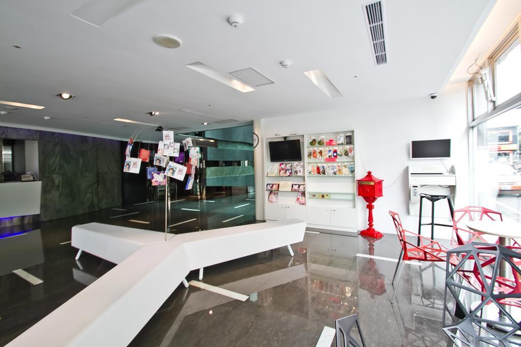 Hotel Hi - Xinmin Kota Chiayi Bagian luar foto