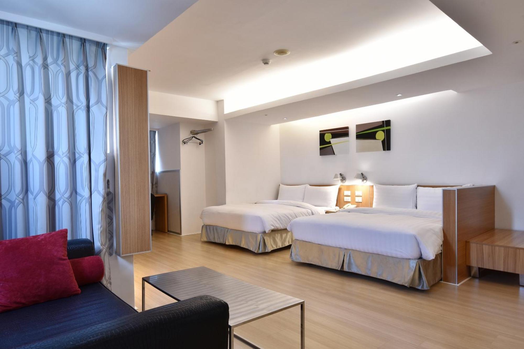 Hotel Hi - Xinmin Kota Chiayi Bagian luar foto