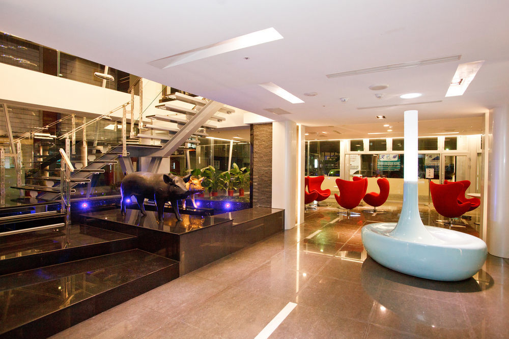 Hotel Hi - Xinmin Kota Chiayi Bagian luar foto