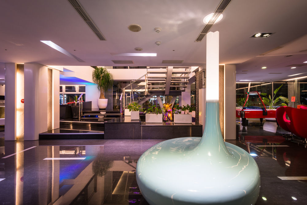 Hotel Hi - Xinmin Kota Chiayi Bagian luar foto